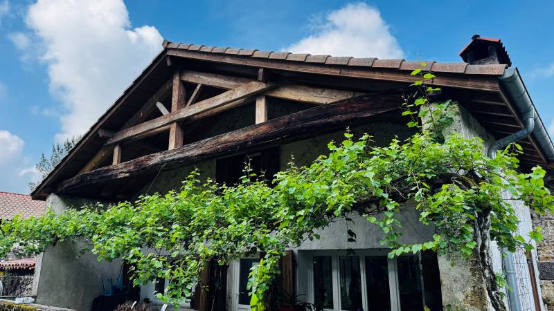 Restauration d'une ferme Landaise, isolation de la toiture par l'extérieur et réfection d'un plancher intérieur à Campet-et-Lamolère dans les Landes