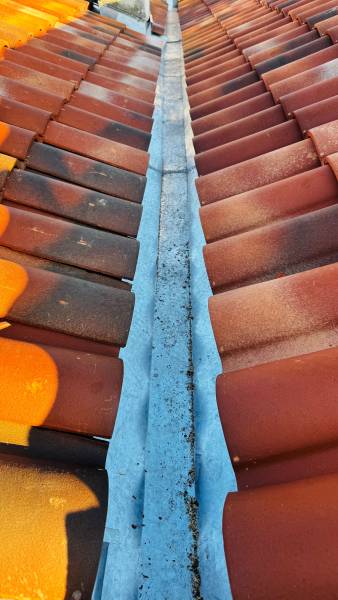 Réfection du chéneau et reprise de la pente d'évacuation d'eaux de pluie à Saint-Paul-Les-Dax